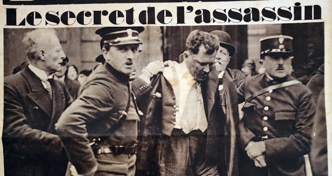 EMPREINTES D'HISTOIRE. L'assassin du président de la République a-t-il été guillotiné alors qu'il était dément ?